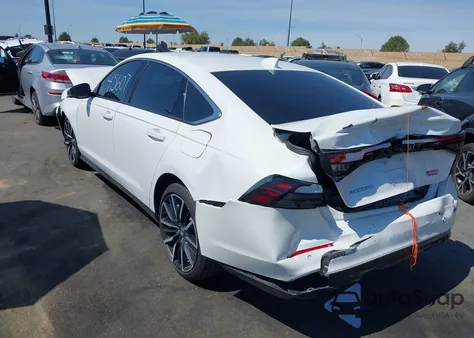 2024 Honda Accord Hybrid Touring z USA, uszkodzony, nr VIN 1HGCY2F83RA004843